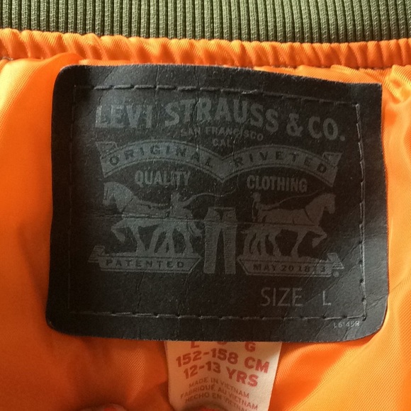 Levis jacket like new - Picture 9 of 11